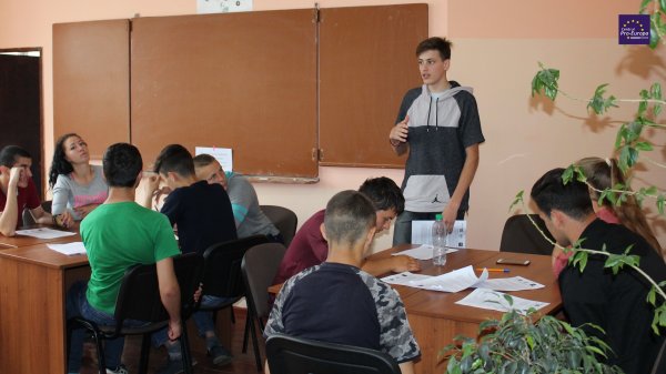 Студенты Профессионального училища Чадыр-Лунги дебатировали на экологическую тему