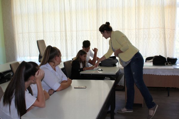 (ФОТО) Информационная встреча с учениками комратского лицея им. Эминеску