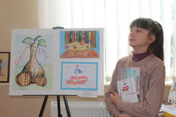 (ФОТО) Церемония награждения победителей и участников ежегодного конкурса рисунков и эссе