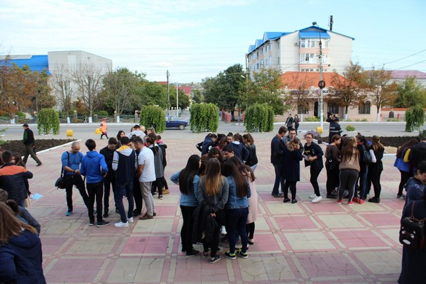 Увлекательная игра  City Quest, приуроченная к неделе волонтерства в Молдове, состоялась в Комрате.